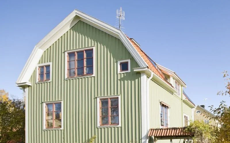 2. Byte av sadeltak till villaagare